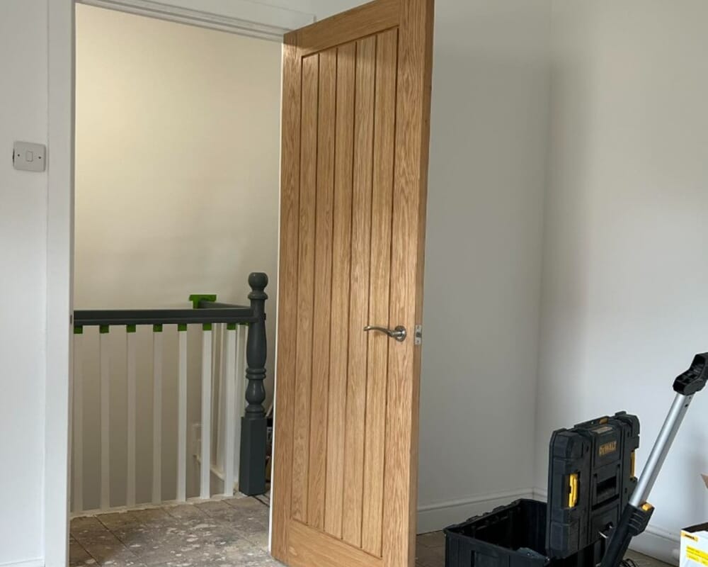 2040 x 726 x 44mm FD30 (29") Mexicano Oak - Prefinished Internal Fire Doors